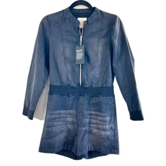 NWT Chaser Long Sleeve Zip-Up Soft Romper Size Small Streetwear Urban Cowgirl - Picture 1 of 11